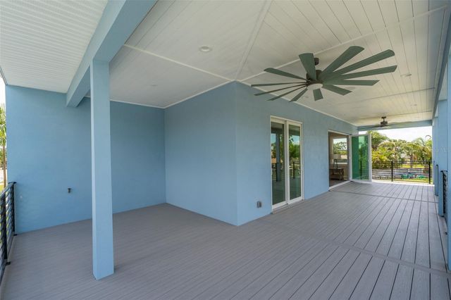 8717 DRIFTWOOD DRIVE, Tampa, FL 33615