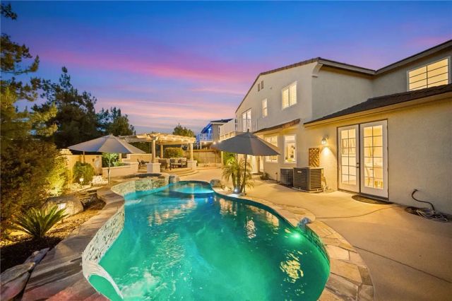 30600 Kentfield Drive, Murrieta, CA 92563