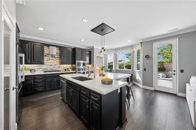 30600 Kentfield Drive, Murrieta, CA 92563