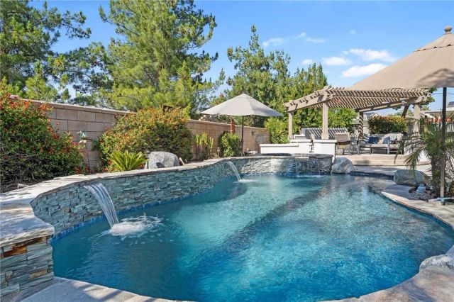 30600 Kentfield Drive, Murrieta, CA 92563
