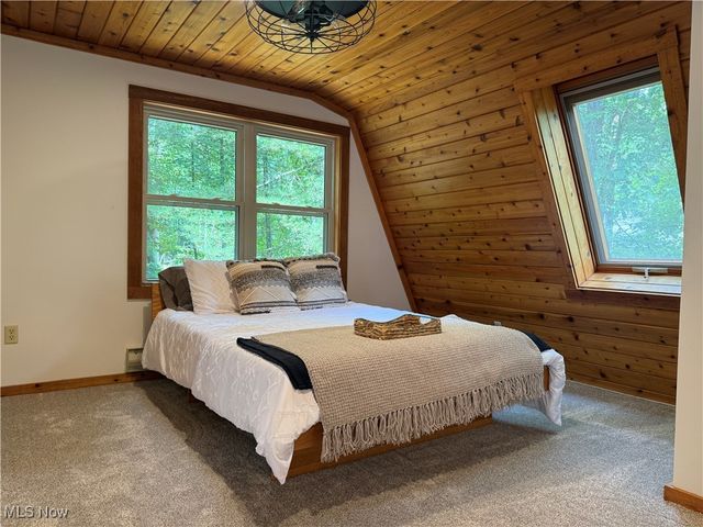 86170 Tappan Highlands Road, Uhrichsville, OH 44683