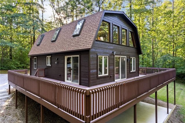 86170 Tappan Highlands Road, Uhrichsville, OH 44683