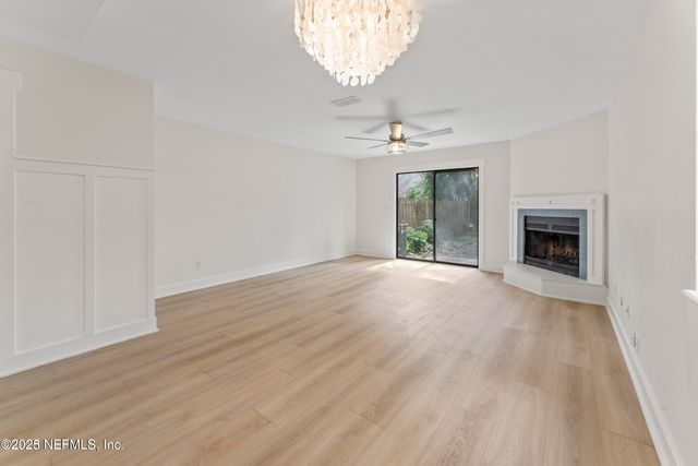 830 MAIN Street, Atlantic Beach, FL 32233