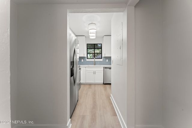 830 MAIN Street, Atlantic Beach, FL 32233