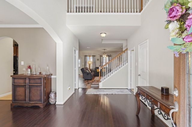 127 Sweet Leaf Grove Lane, Conroe, TX 77384