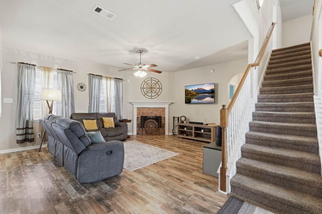 127 Sweet Leaf Grove Lane, Conroe, TX 77384