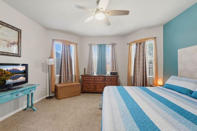 127 Sweet Leaf Grove Lane, Conroe, TX 77384