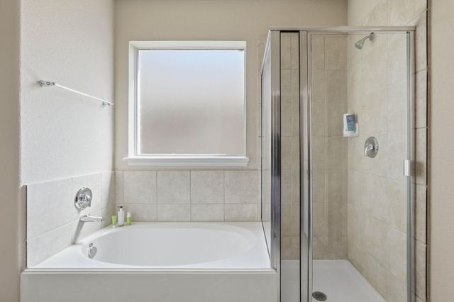 127 Sweet Leaf Grove Lane, Conroe, TX 77384