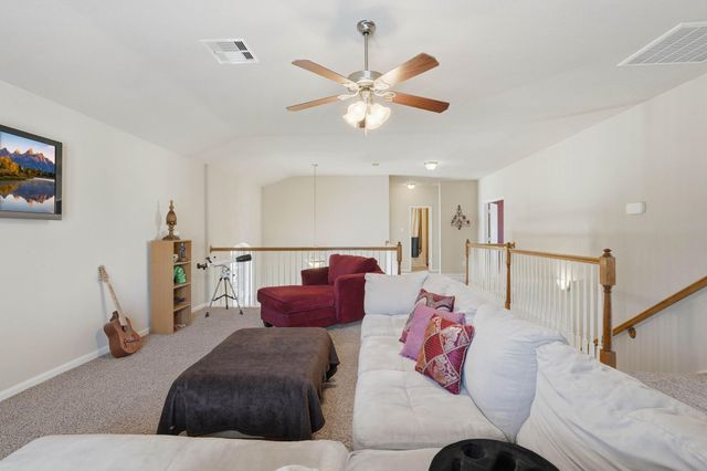 127 Sweet Leaf Grove Lane, Conroe, TX 77384