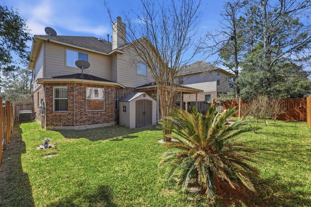 127 Sweet Leaf Grove Lane, Conroe, TX 77384