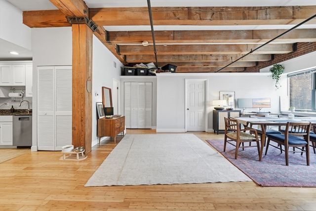 33 Sleeper 410, Boston, MA 02210