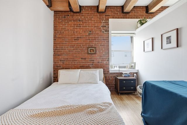 33 Sleeper 410, Boston, MA 02210