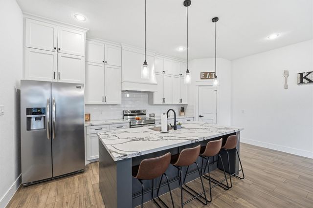 11037 Bois D Arc Street, La Porte, TX 77571