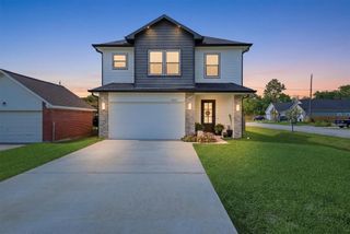 11037 Bois D Arc Street, La Porte, TX 77571