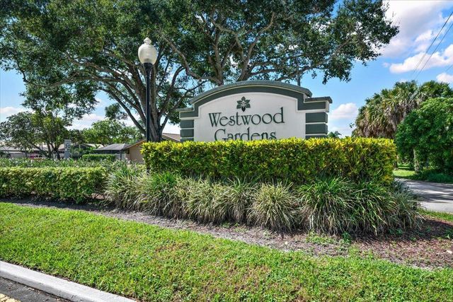 5715 Golden Eagle Circle, Palm Beach Gardens, FL 33418