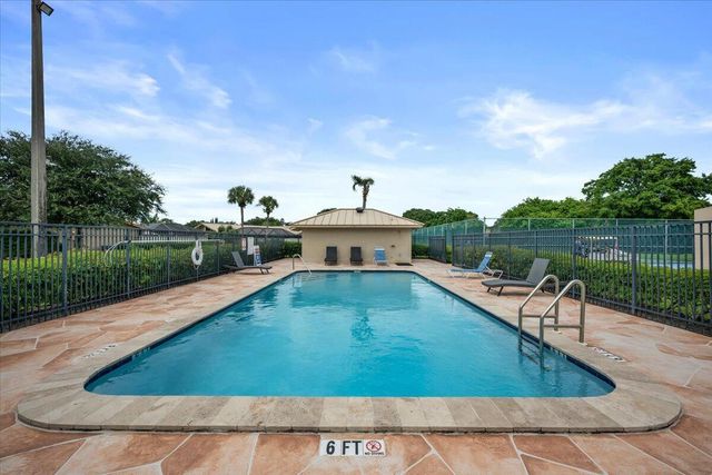 5715 Golden Eagle Circle, Palm Beach Gardens, FL 33418