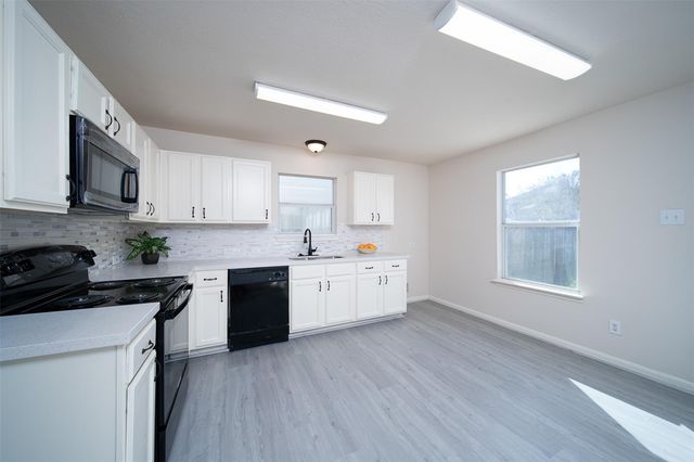 12934 Kingston Point Lane, Houston, TX 77047