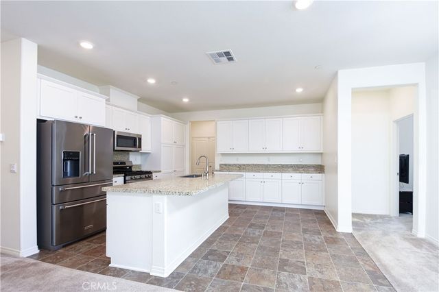 5274 Saloon, Hemet, CA 92545