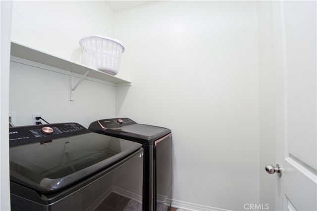 5274 Saloon, Hemet, CA 92545