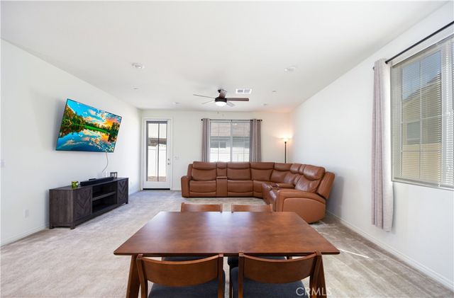 5274 Saloon, Hemet, CA 92545