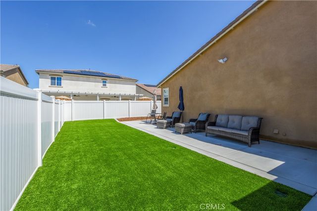 5274 Saloon, Hemet, CA 92545