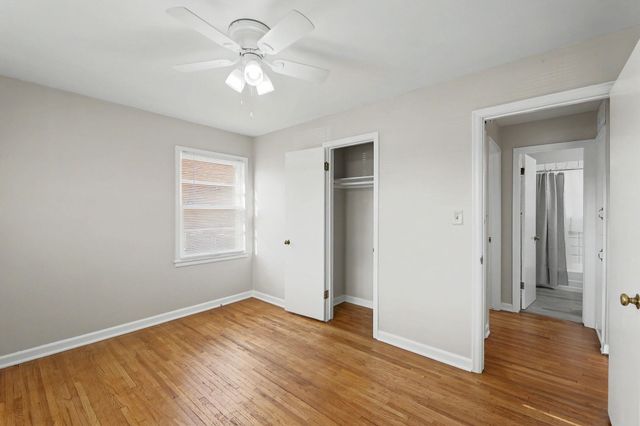 915 S Drury Ln, Wichita, KS 67207