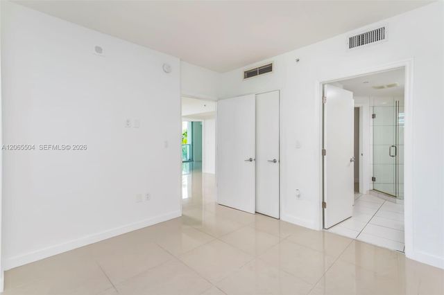 500 Brickell Avenue 401, Miami, FL 33131
