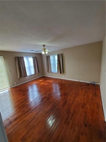 202 E linn Street, Lacygne, KS 66040