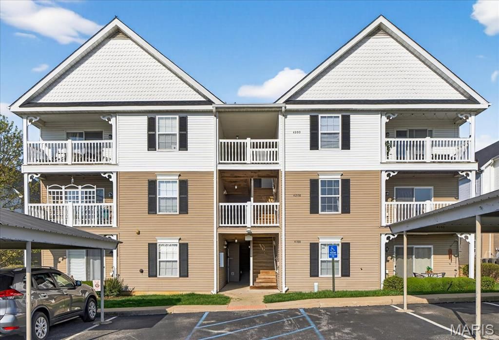 4103 Spring River Drive, O'fallon, MO 63368
