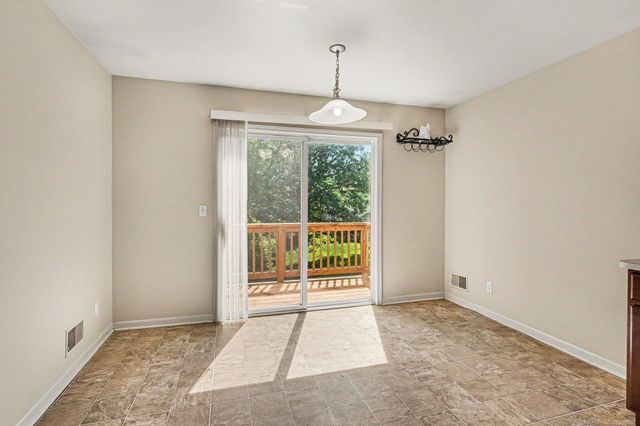 111 S Vista Drive, Auburn Hills, MI 48326