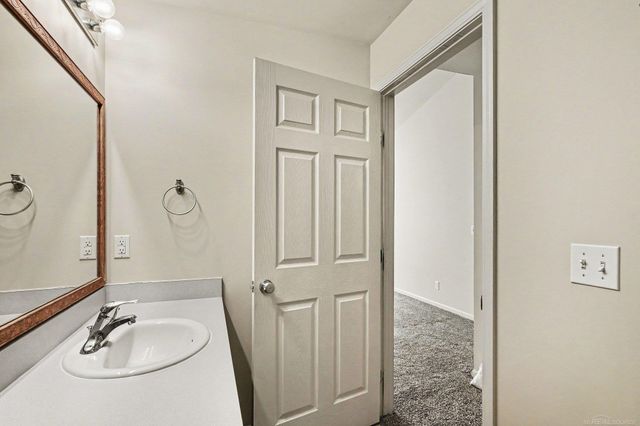 111 S Vista Drive, Auburn Hills, MI 48326