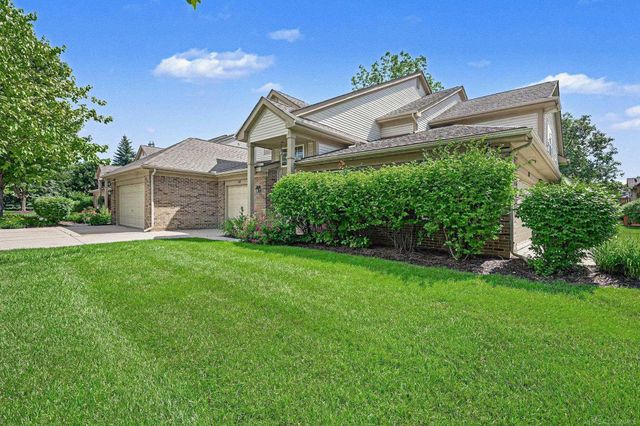 111 S Vista Drive, Auburn Hills, MI 48326
