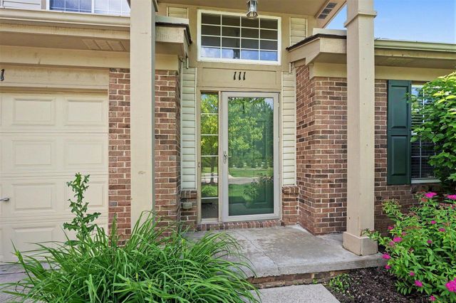 111 S Vista Drive, Auburn Hills, MI 48326