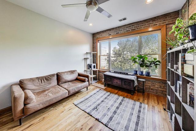 2745 W Lemoyne Street 2, Chicago, IL 60622