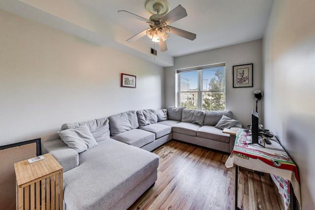 2745 W Lemoyne Street 2, Chicago, IL 60622