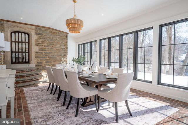 201 S SPRING MILL RD, Villanova, PA 19085