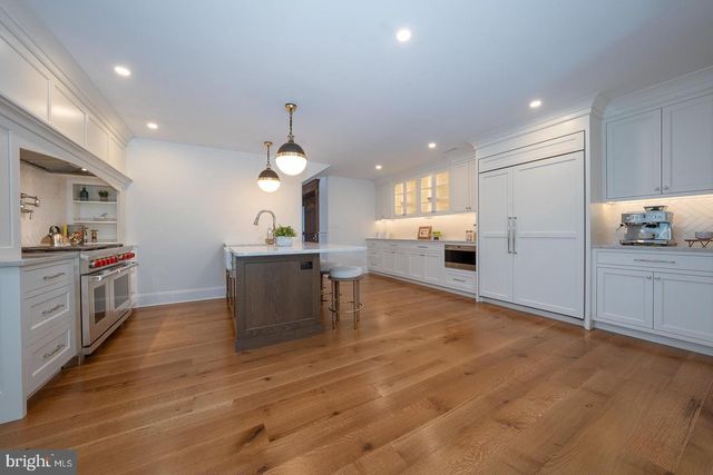 201 S SPRING MILL RD, Villanova, PA 19085