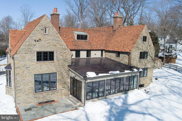 201 S SPRING MILL RD, Villanova, PA 19085