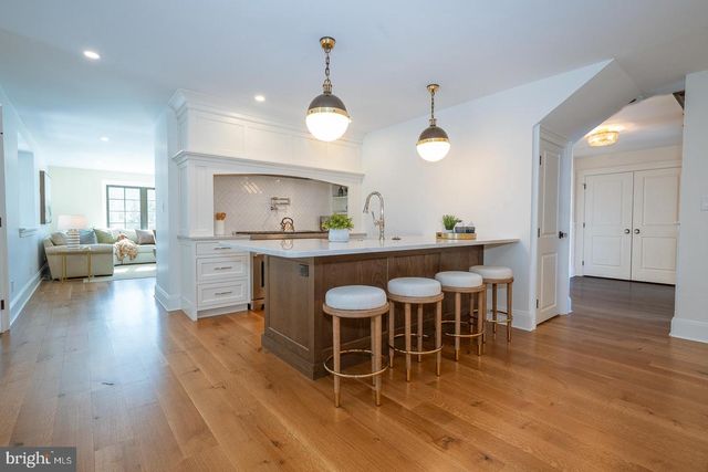 201 S SPRING MILL RD, Villanova, PA 19085