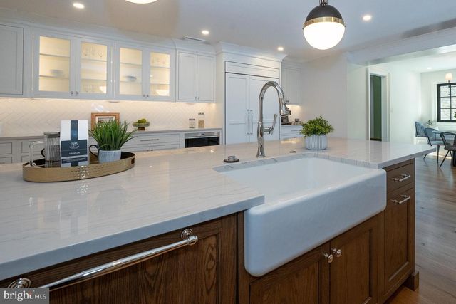 201 S SPRING MILL RD, Villanova, PA 19085