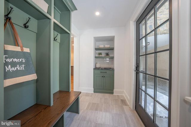 201 S SPRING MILL RD, Villanova, PA 19085