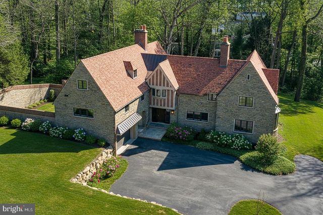 201 S SPRING MILL RD, Villanova, PA 19085