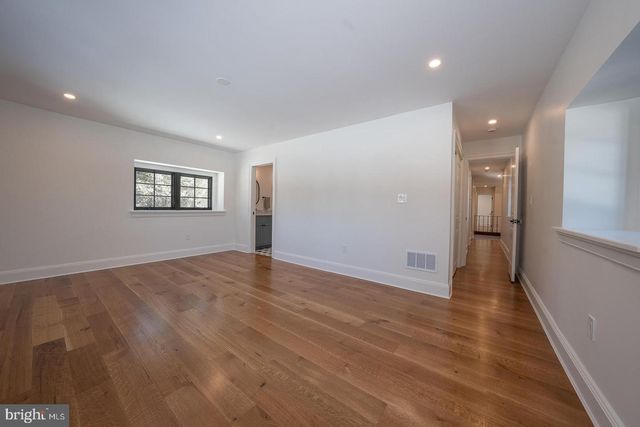 201 S SPRING MILL RD, Villanova, PA 19085