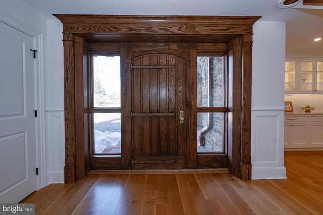 201 S SPRING MILL RD, Villanova, PA 19085