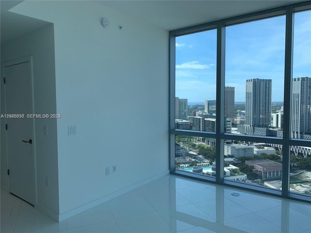 851 NE 1st Avenue 2702, Miami, FL 33132