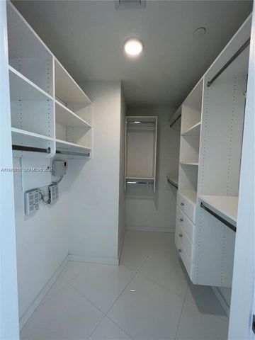 851 NE 1st Avenue 2702, Miami, FL 33132