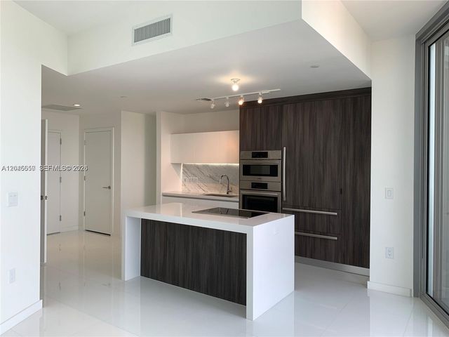 851 NE 1st Avenue 2702, Miami, FL 33132
