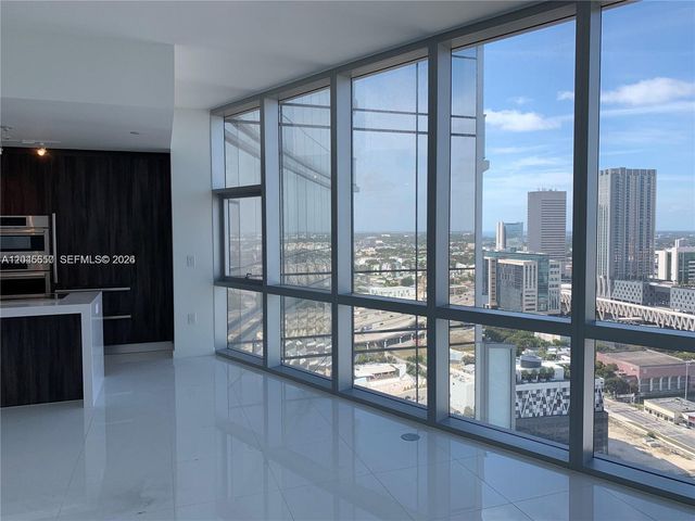 851 NE 1st Avenue 2702, Miami, FL 33132