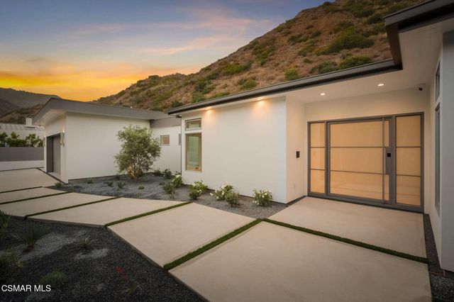 5924 Paseo Canyon Drive, Malibu, CA 90265