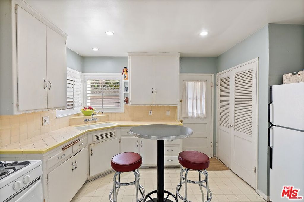 3414 Fay Avenue, Culver City, CA 90232 — photo 4